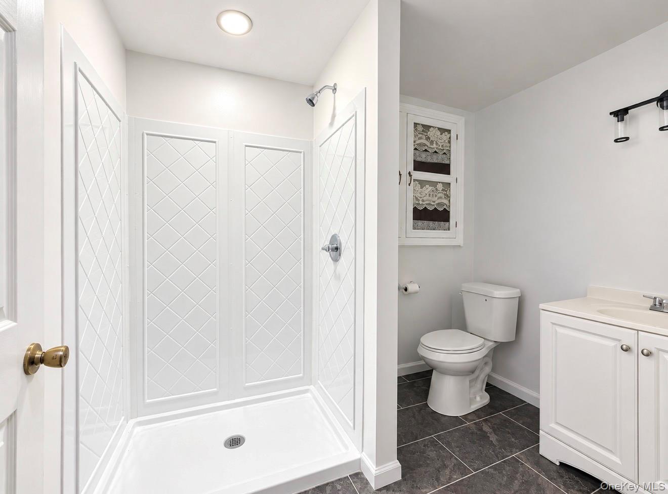 10 Victor Road – For Sale photo 29