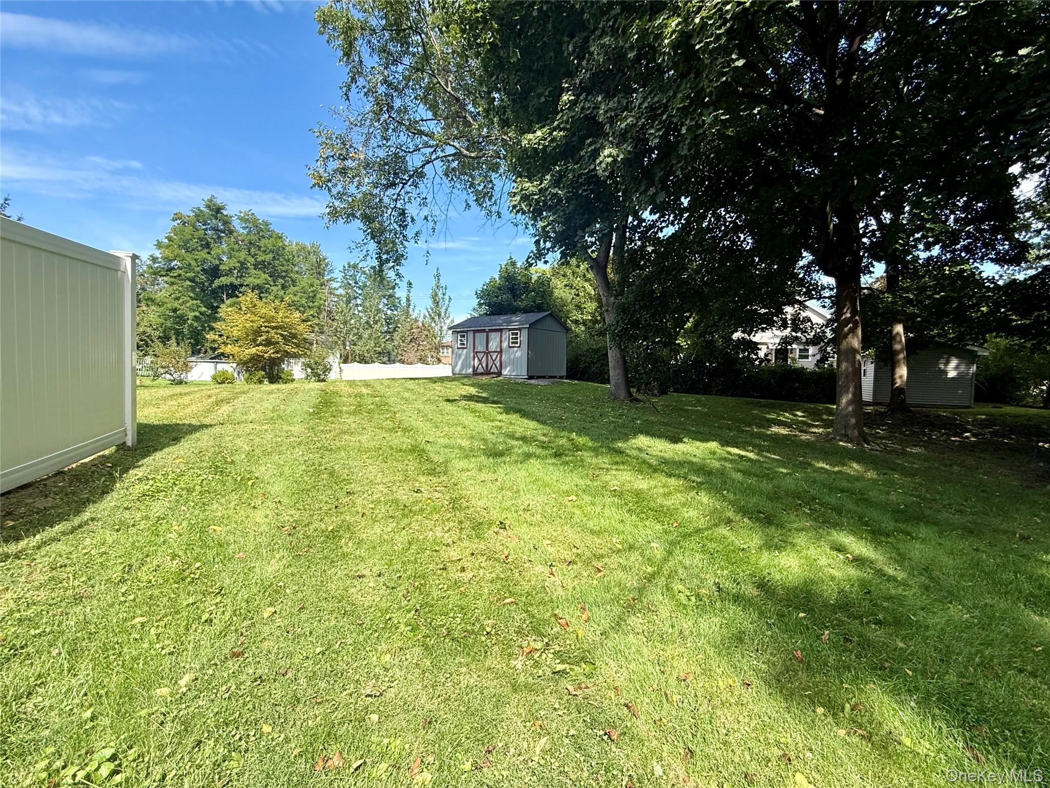 10 Victor Road – For Sale photo 30