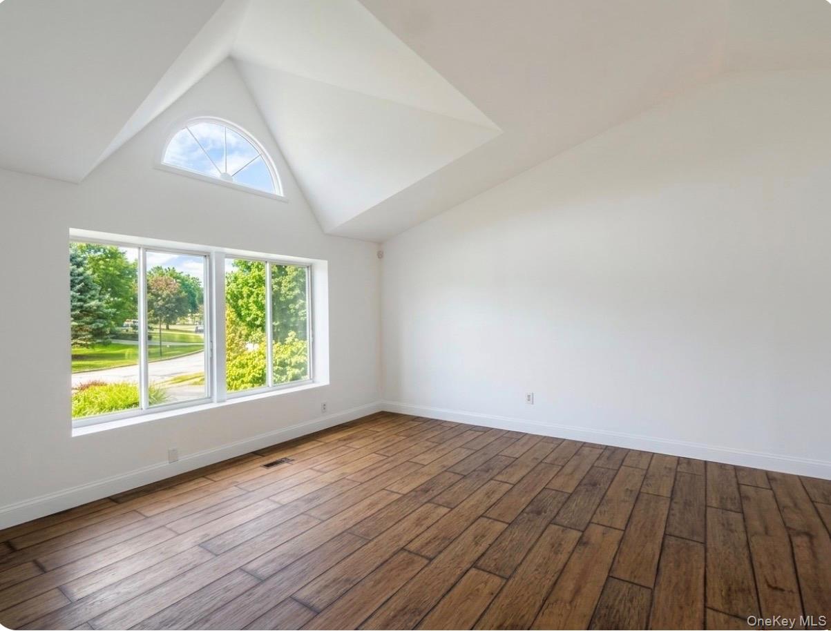 10 Victor Road – For Sale photo 6