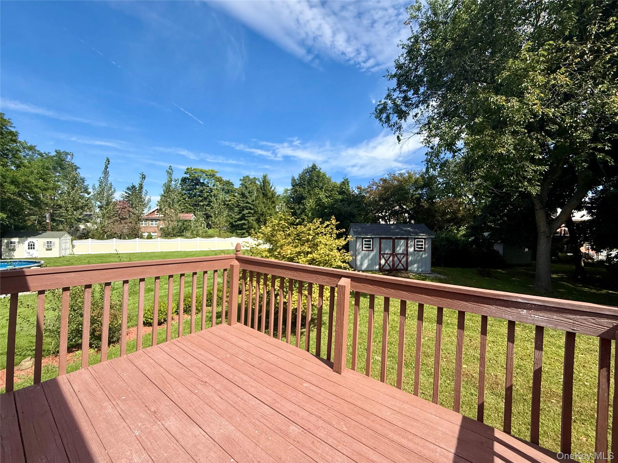 10 Victor Road – For Sale photo 33