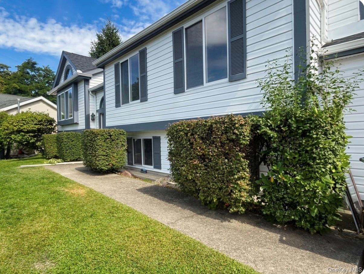 10 Victor Road – For Sale photo 3