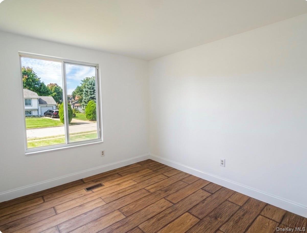 10 Victor Road – For Sale photo 21