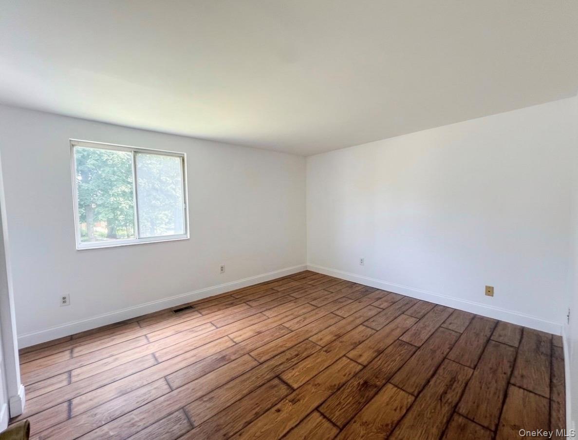 10 Victor Road – For Sale photo 27