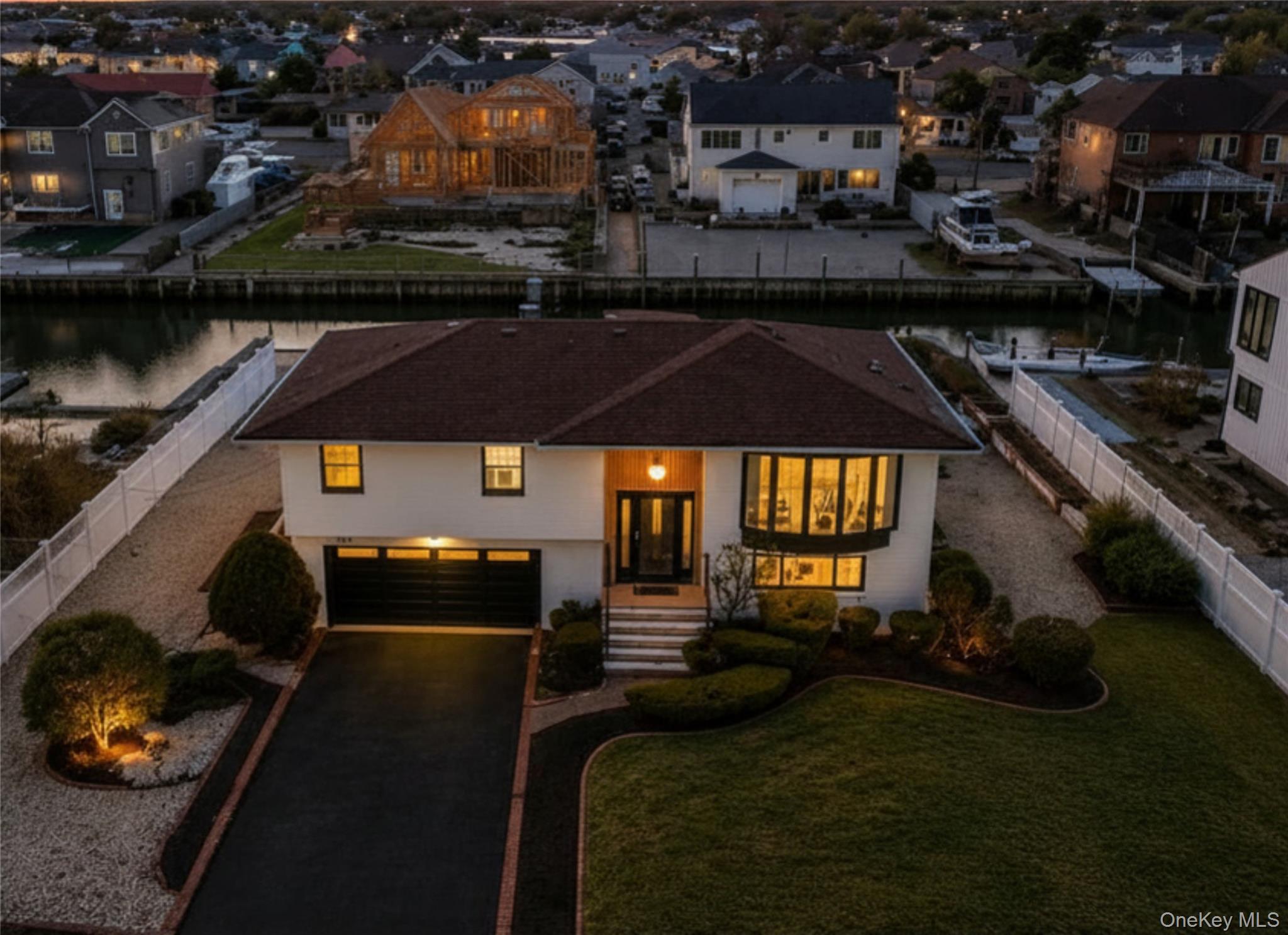 230 Sequams Lane Center – For Sale