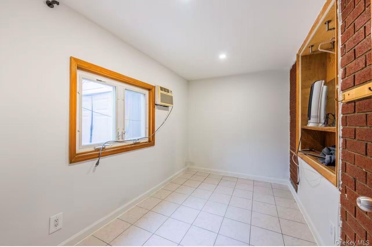 165 Elizabeth Street, Unit 3R photo 18