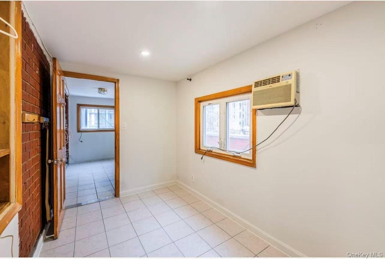 165 Elizabeth Street, Unit 3R photo 19