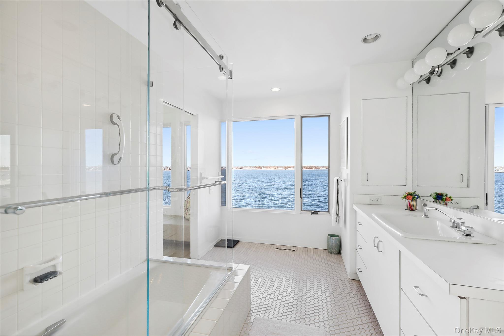 32 Dune Road – For Rent photo 15