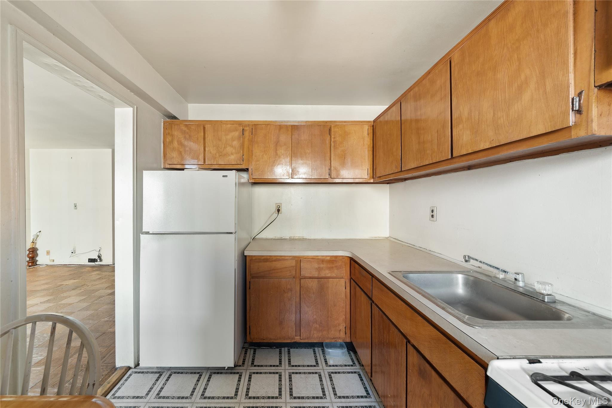 370 Westchester Avenue, Unit 2N photo 3