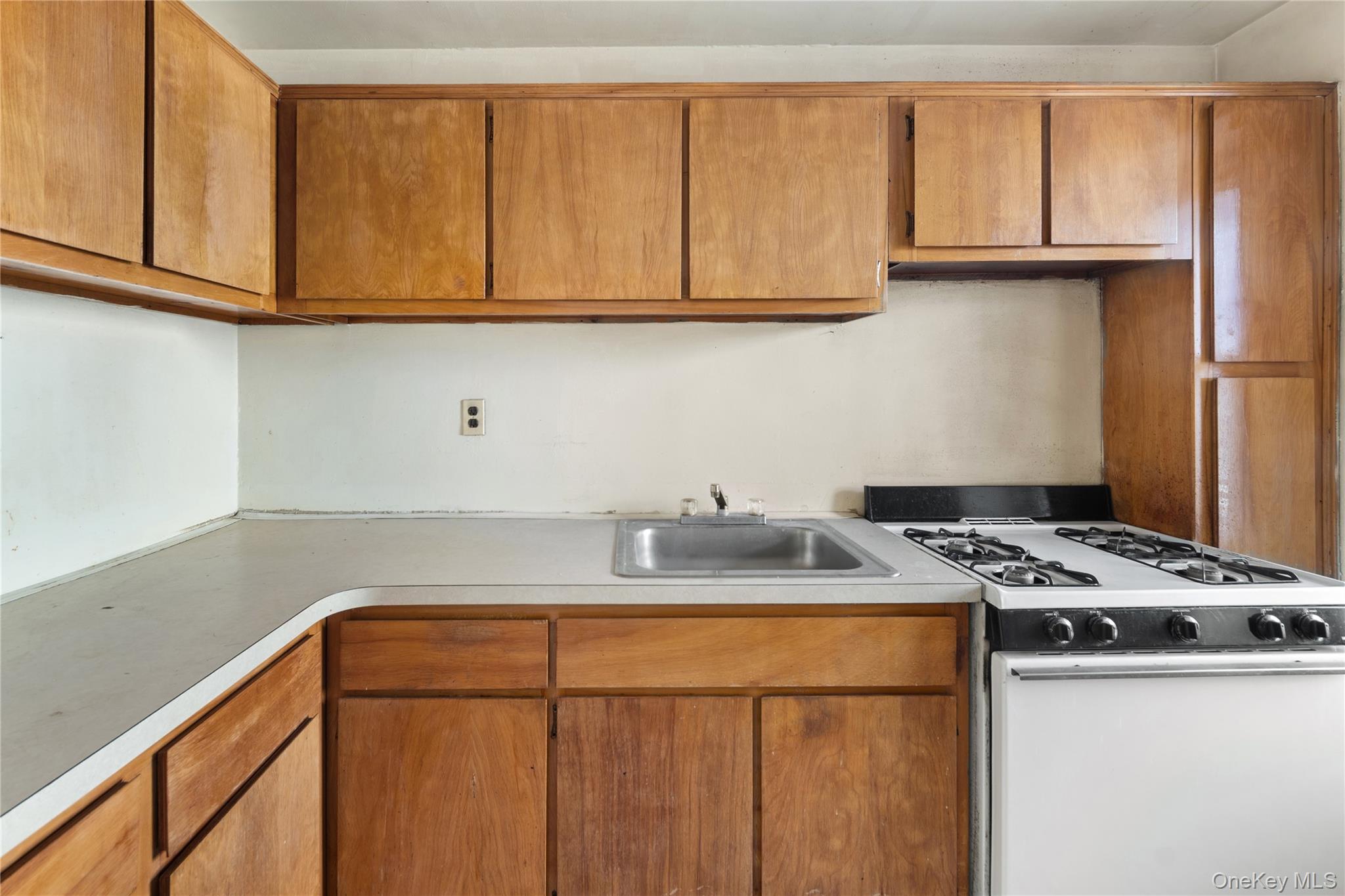 370 Westchester Avenue, Unit 2N photo 5