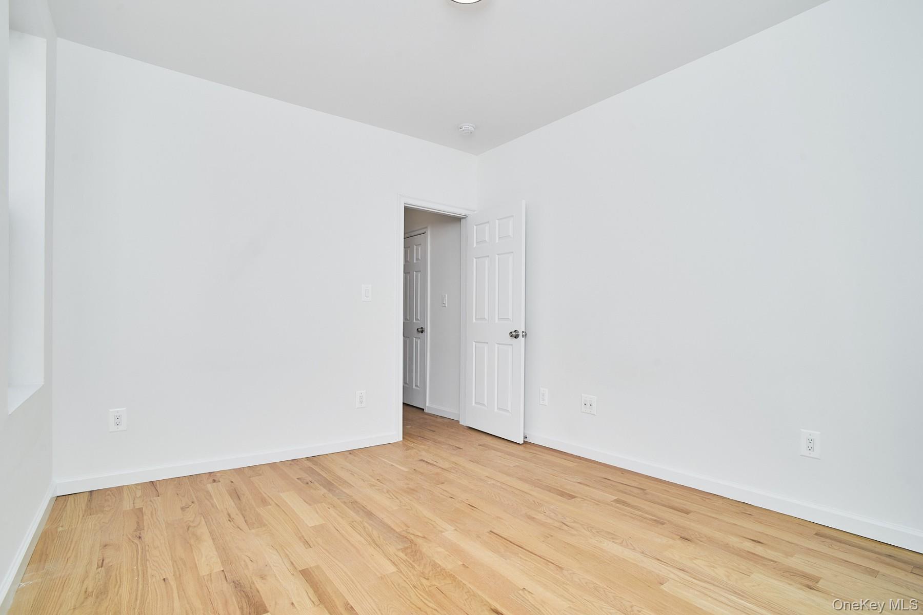1069 Grant Avenue – For Sale photo 13