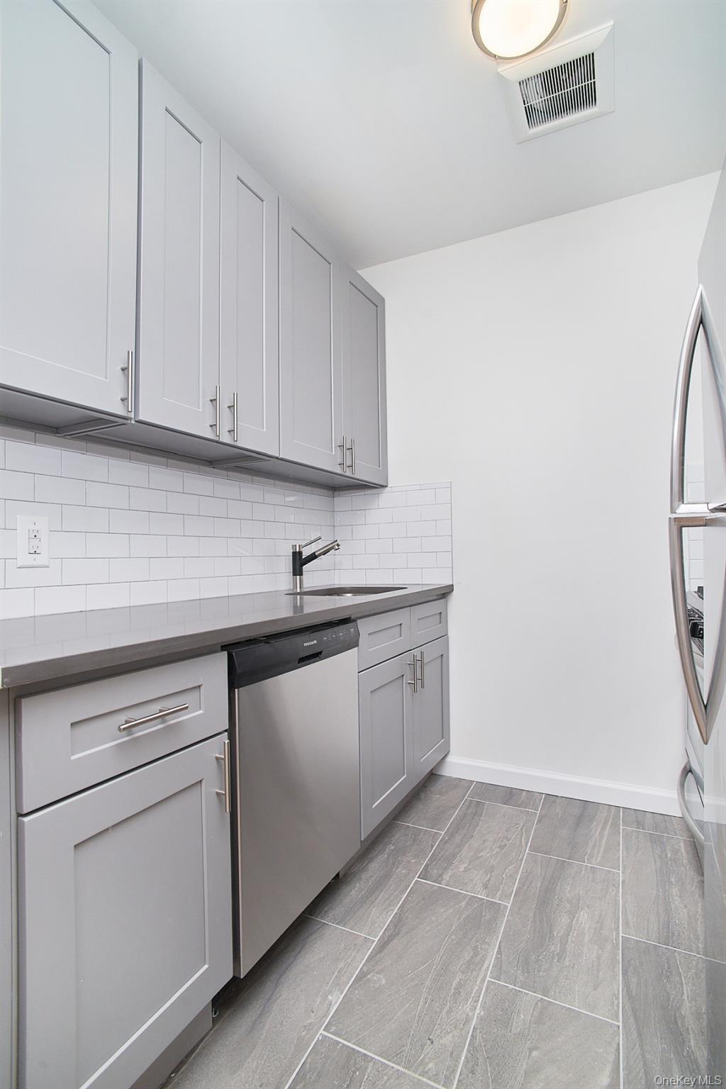 1069 Grant Avenue – For Sale photo 21
