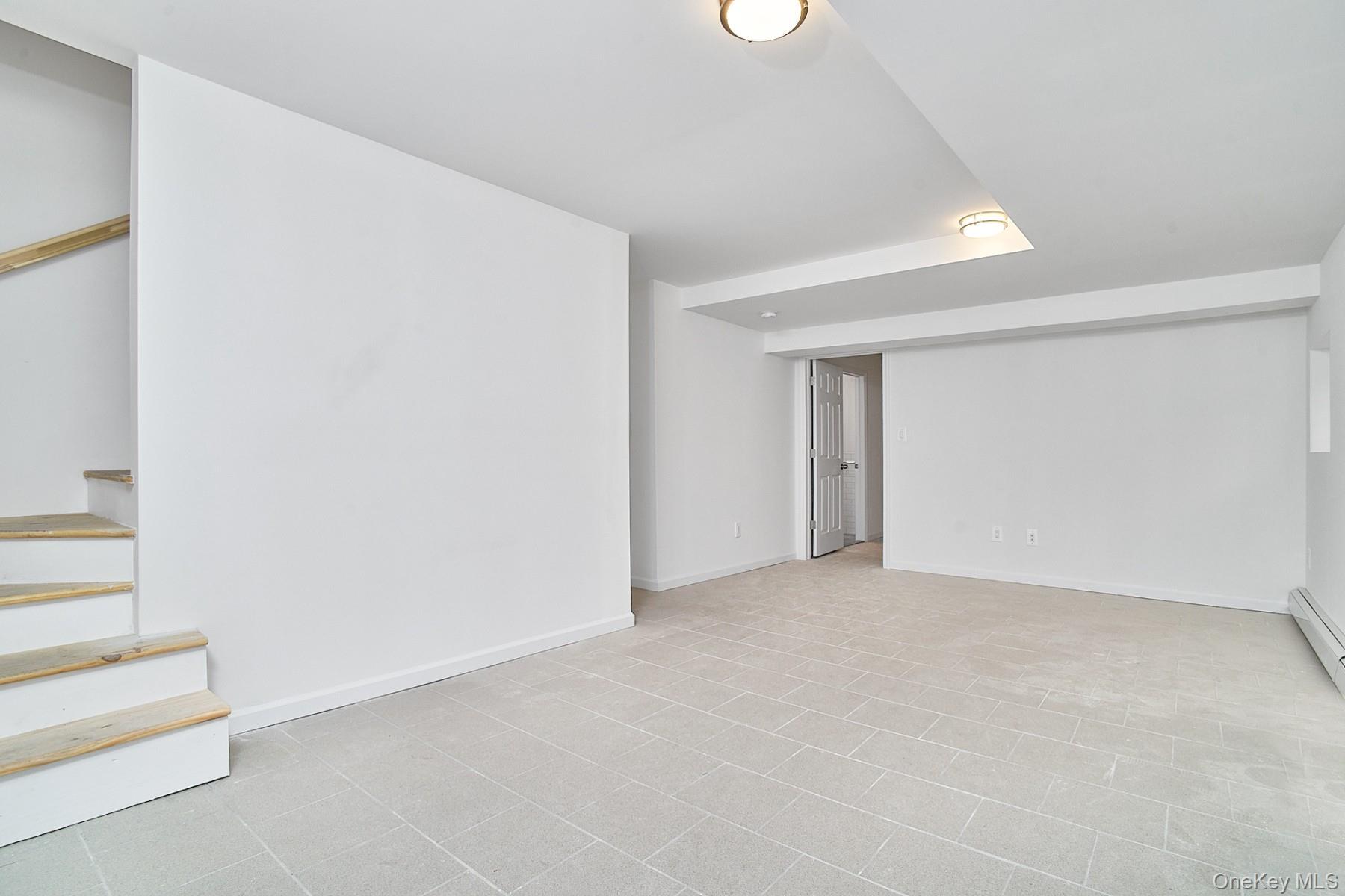 1069 Grant Avenue – For Sale photo 35