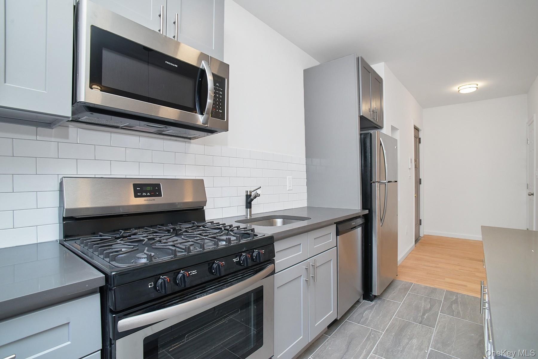 1069 Grant Avenue – For Sale photo 6