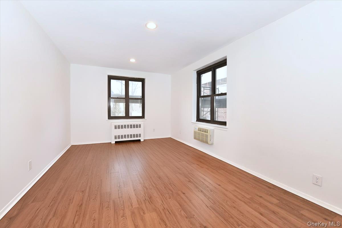 15 Hill Park Avenue, Unit 1-L photo 14