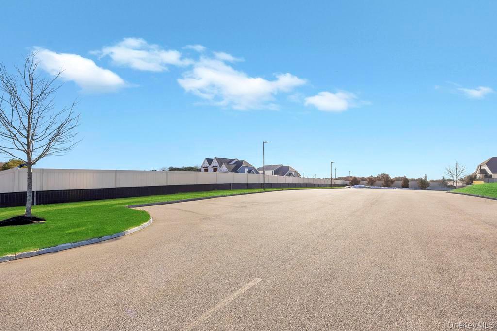 1 Meadows Lane, Unit 14 photo 27