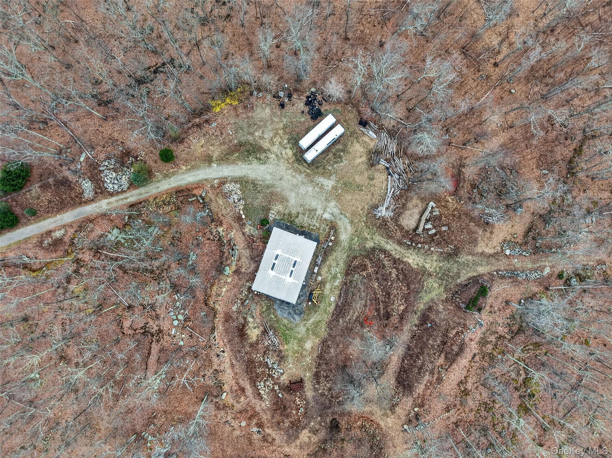 545 Grape Hollow Road – For Sale photo 2