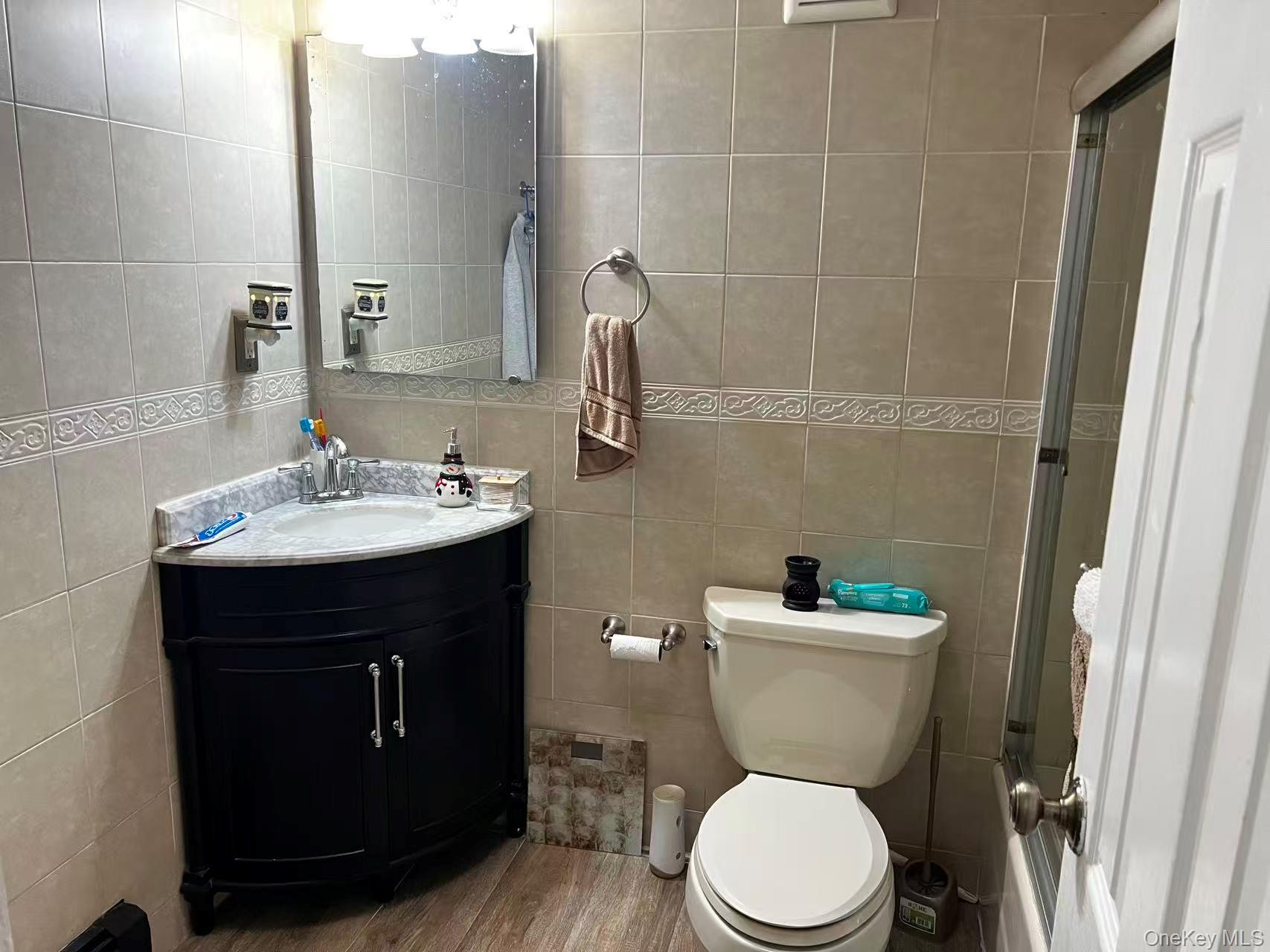 75-22 Parsons Boulevard, Unit D3 photo 7