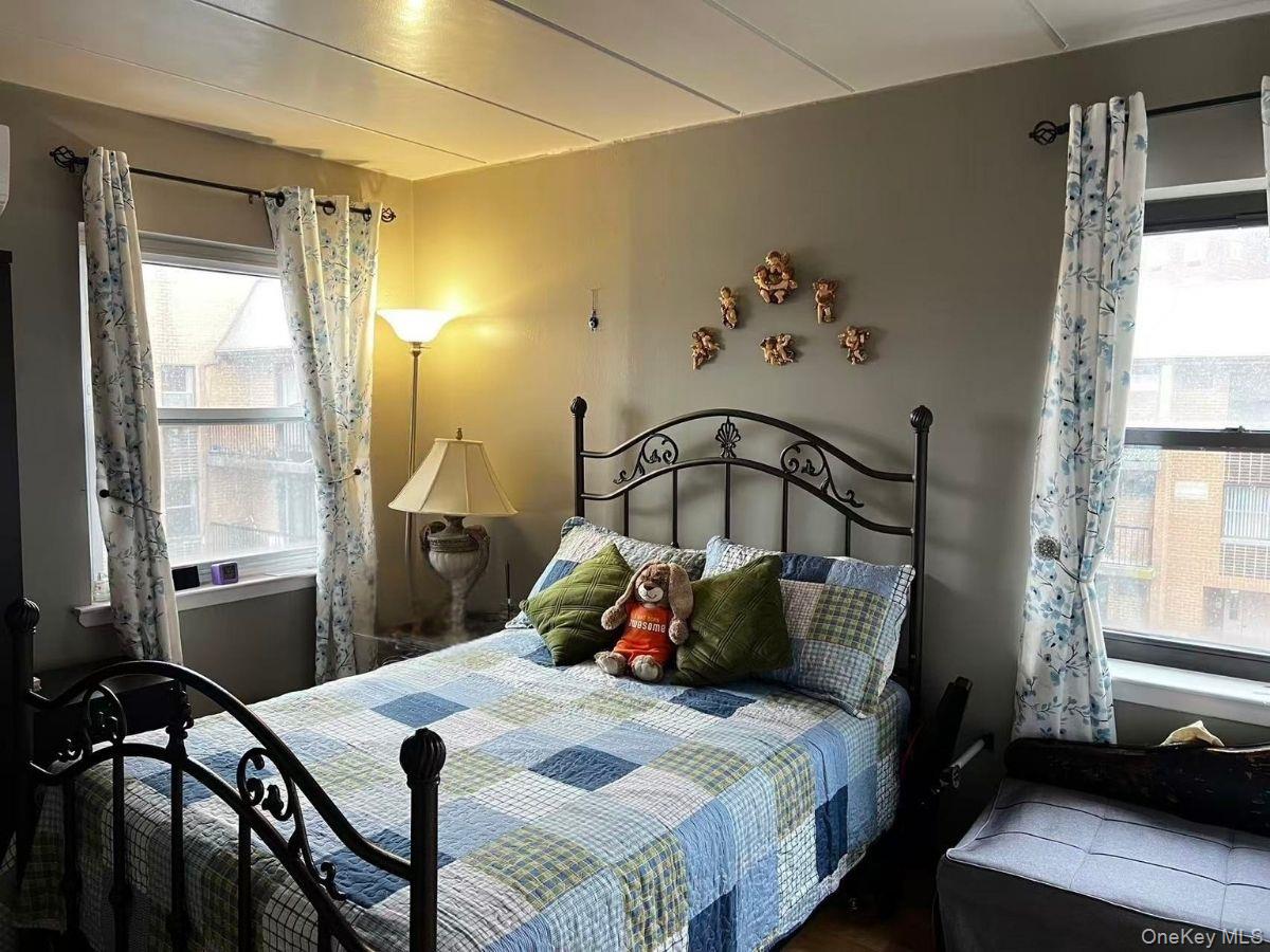 75-22 Parsons Boulevard, Unit D3 photo 11