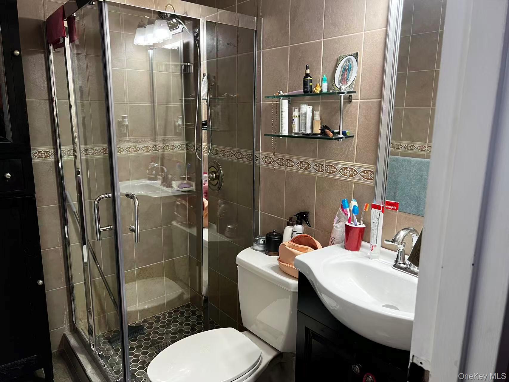 75-22 Parsons Boulevard, Unit D3 photo 10