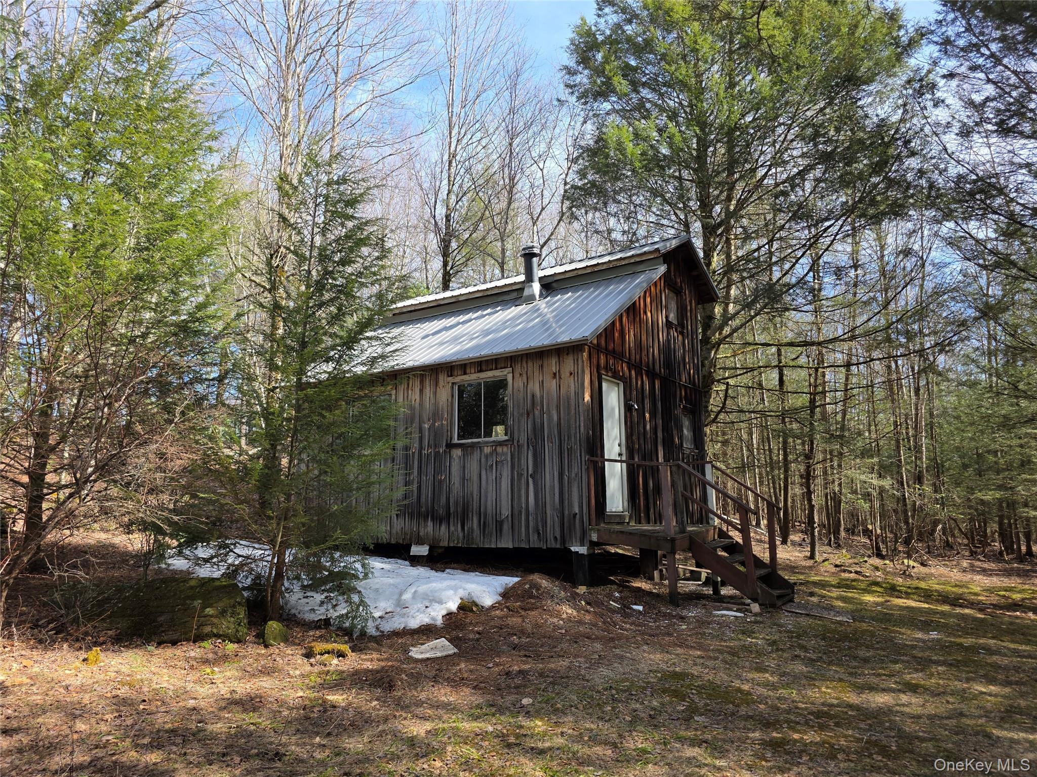 50 Low Road – For Sale photo 2