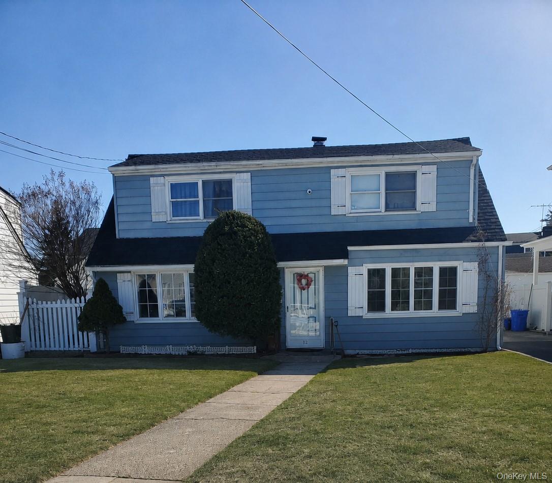 12 PARK Avenue – For Sale