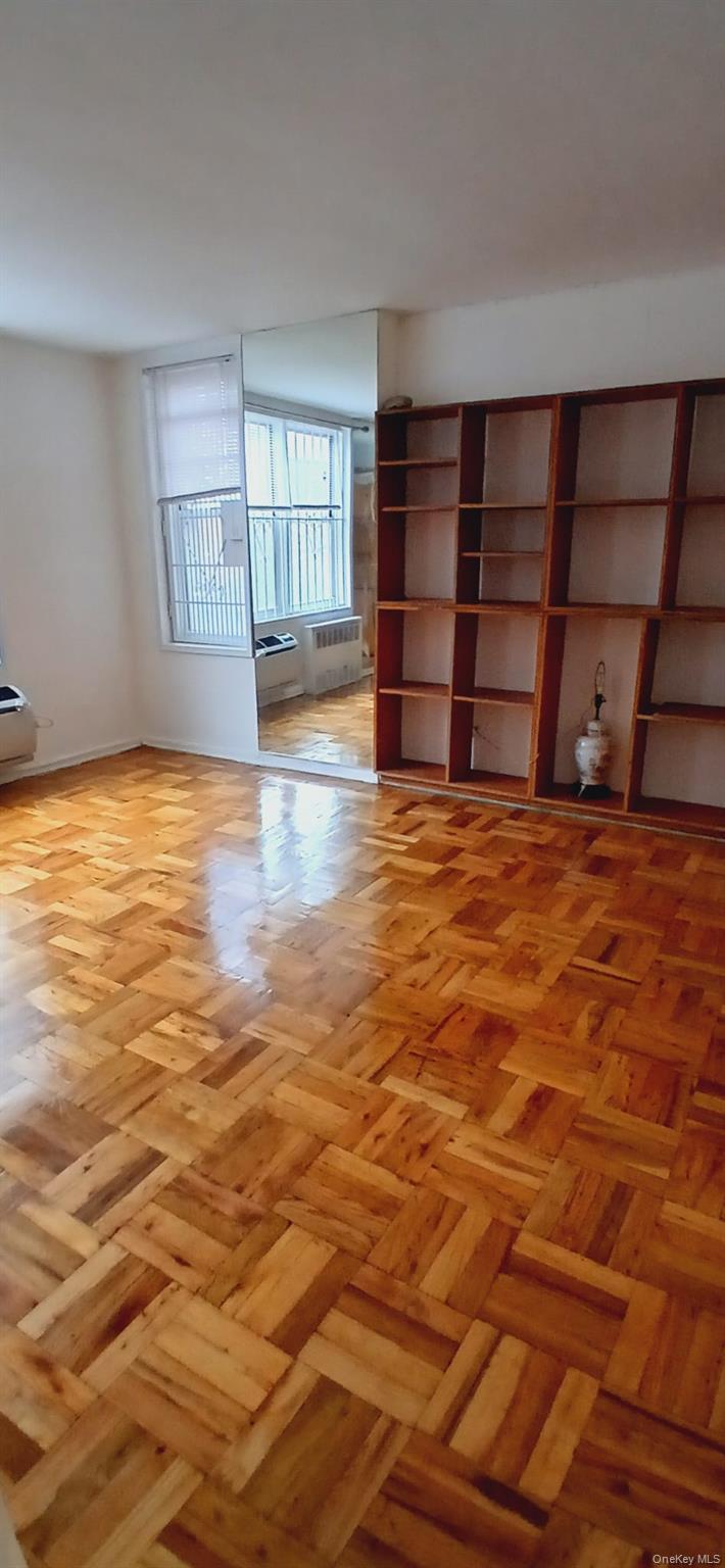 50-15 39th Street, Unit 1G photo 5
