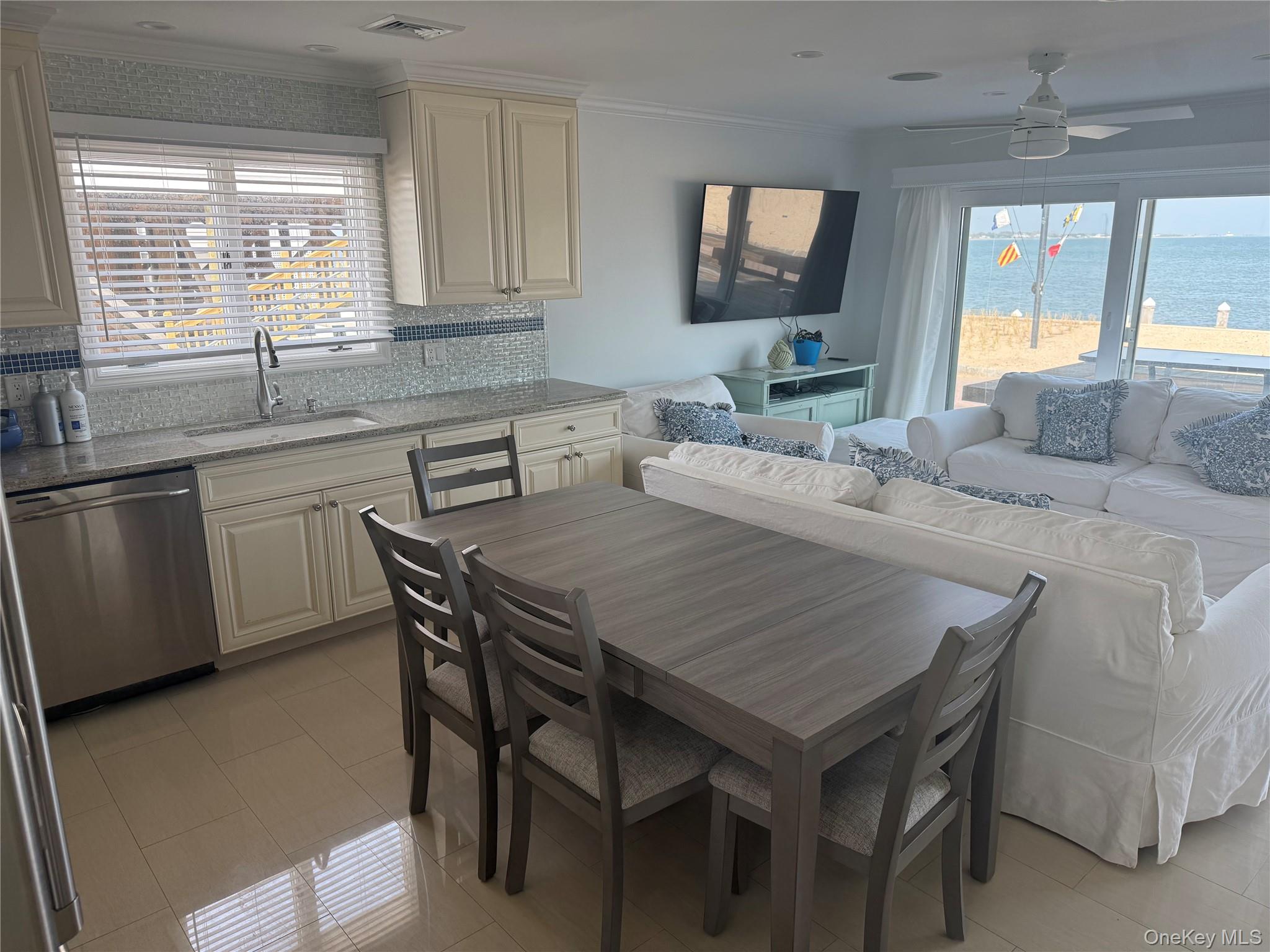 25 Shinnecock Road – For Rent photo 12