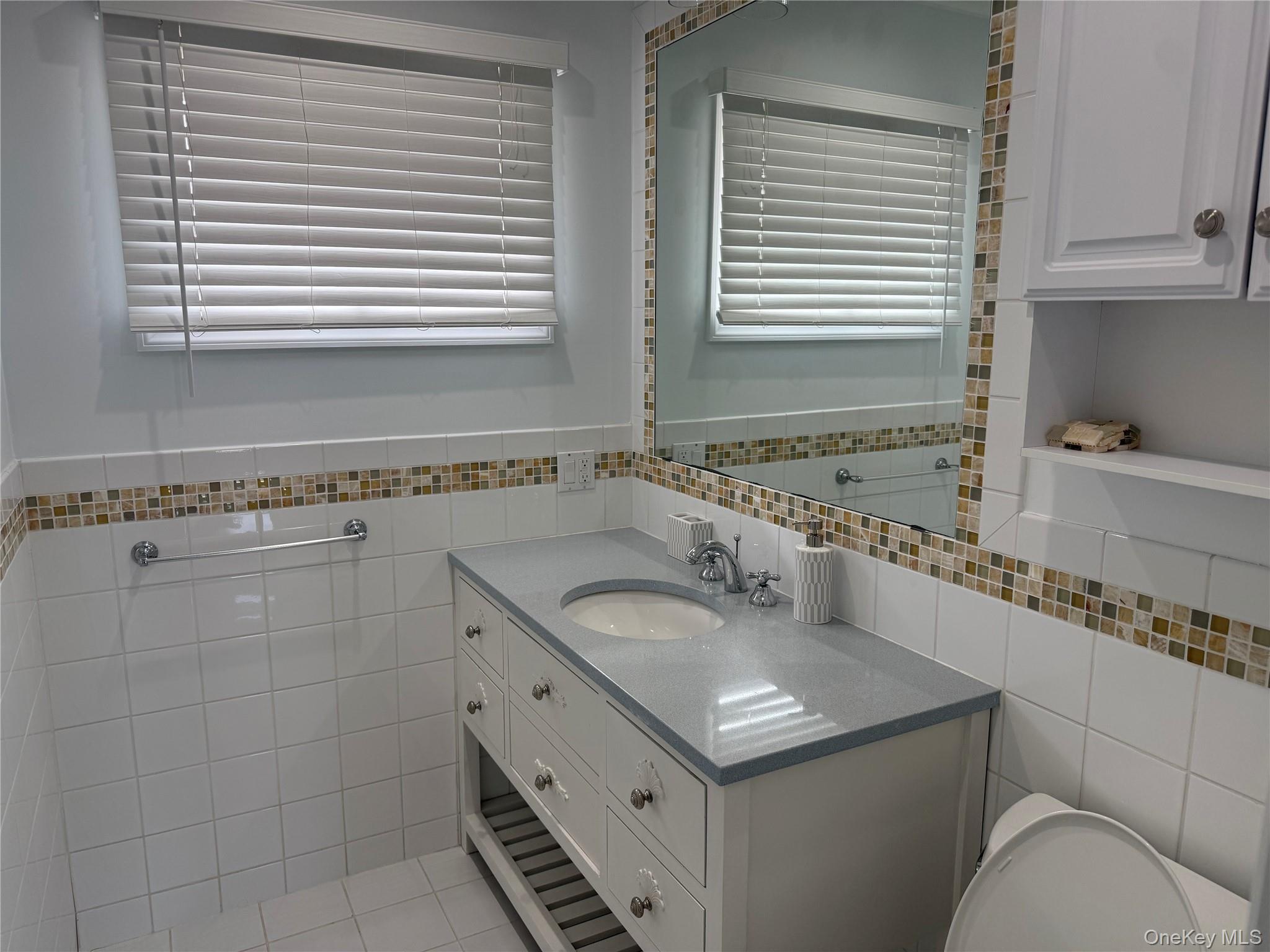 25 Shinnecock Road – For Rent photo 16