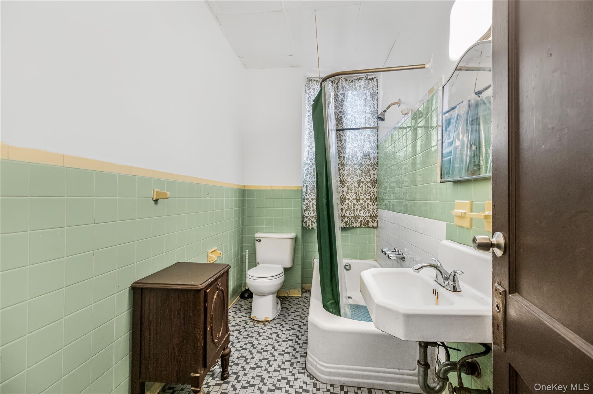 66 W 2nd Street – For Sale photo 10