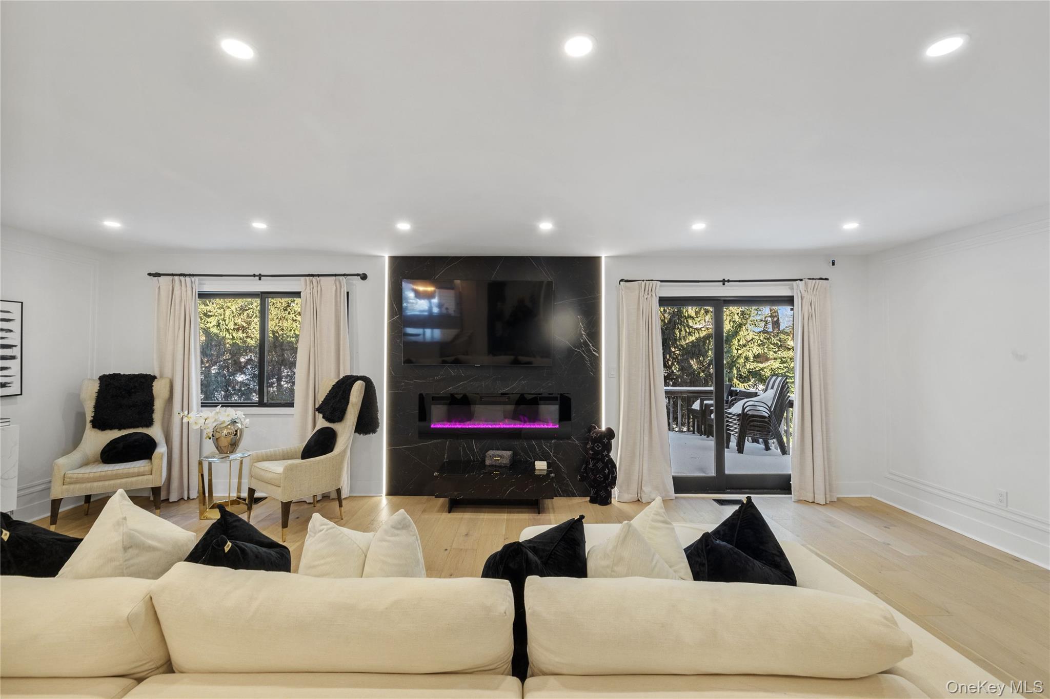 24 Chestnut Lane – For Sale photo 3