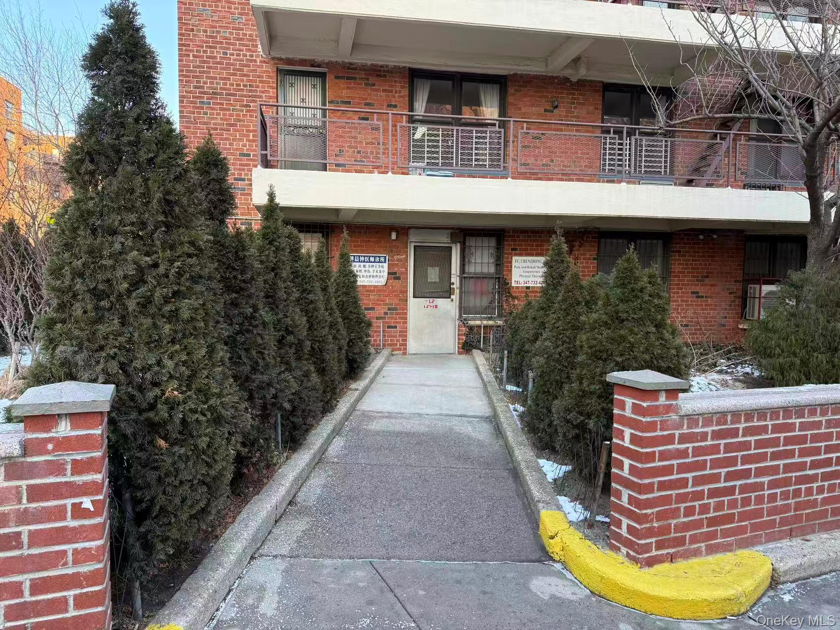 13710 Franklin Avenue, Unit L2