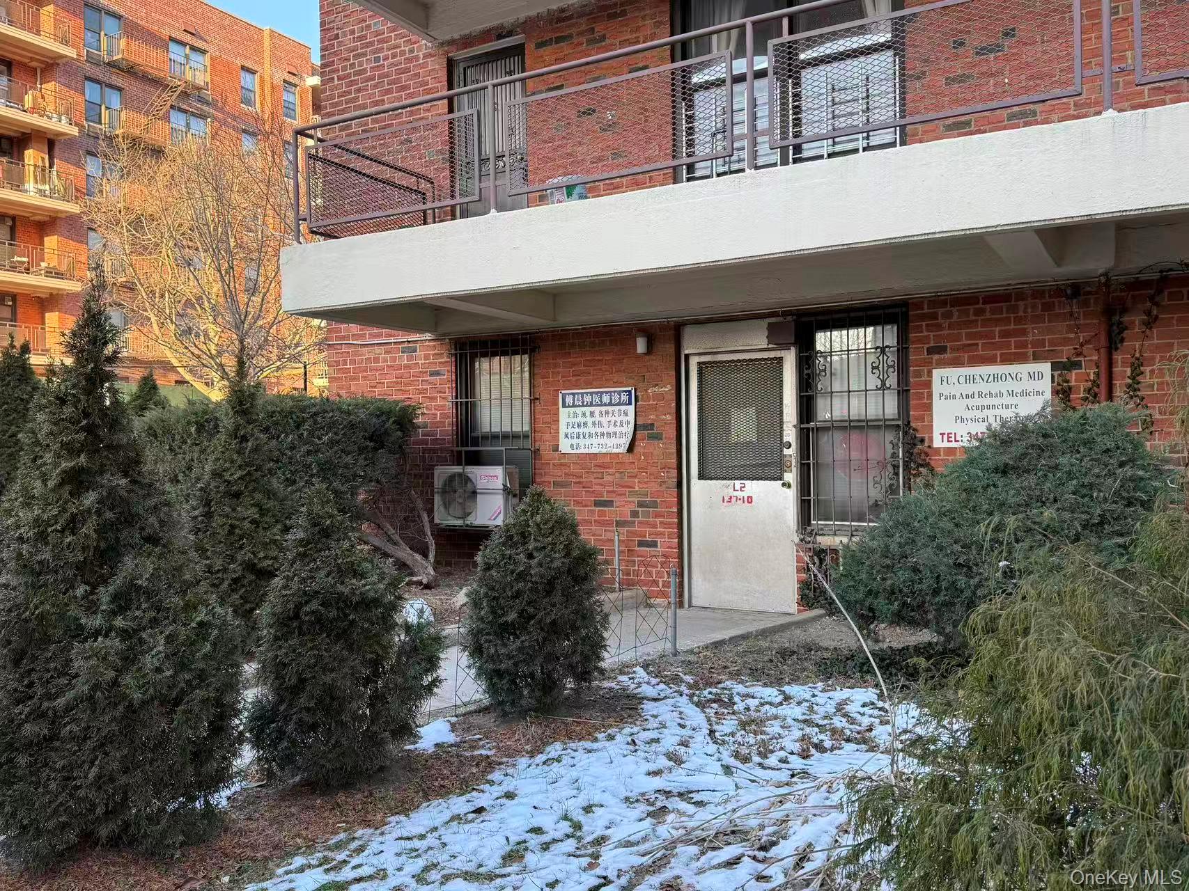 13710 Franklin Avenue, Unit L2 photo 5