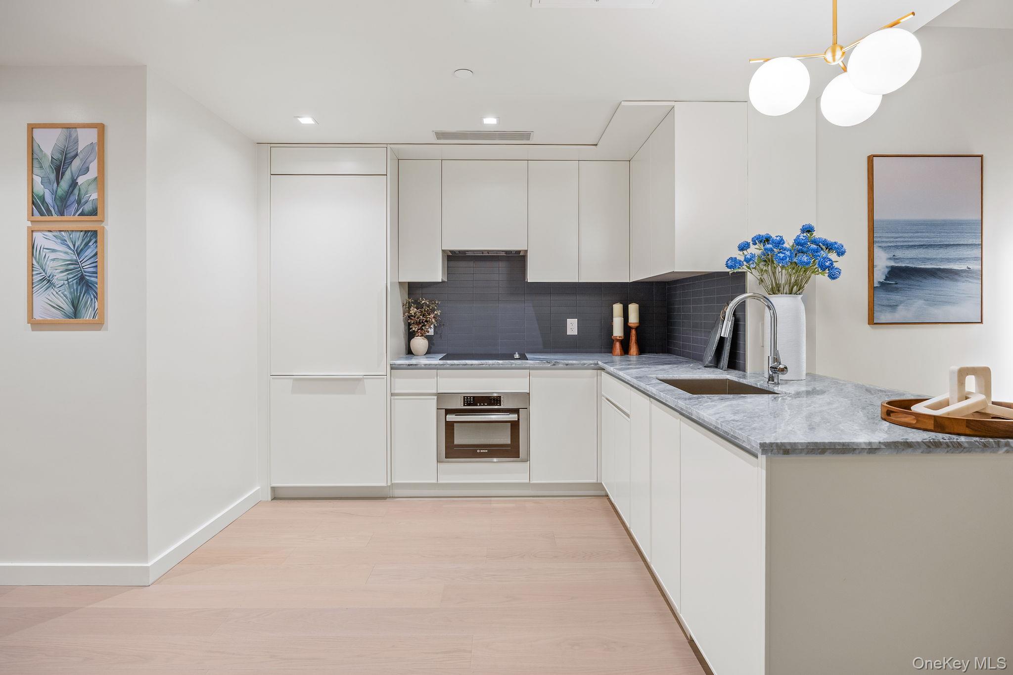 5801 Queens Boulevard, Unit 10J photo 3