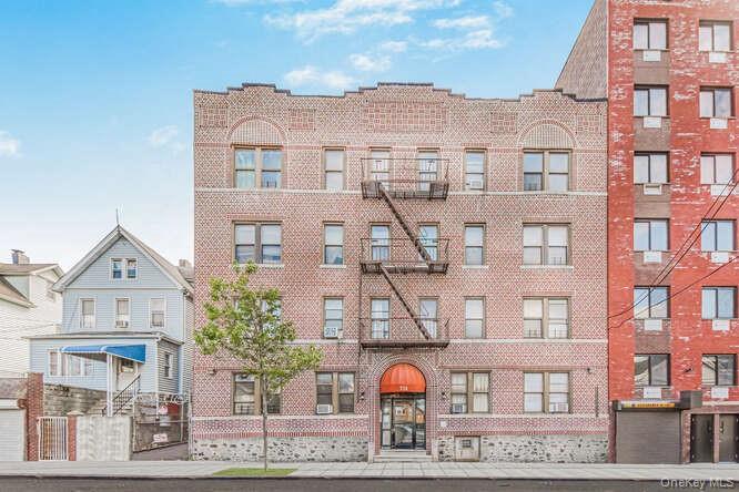 724 E 216 Street, Unit 2C