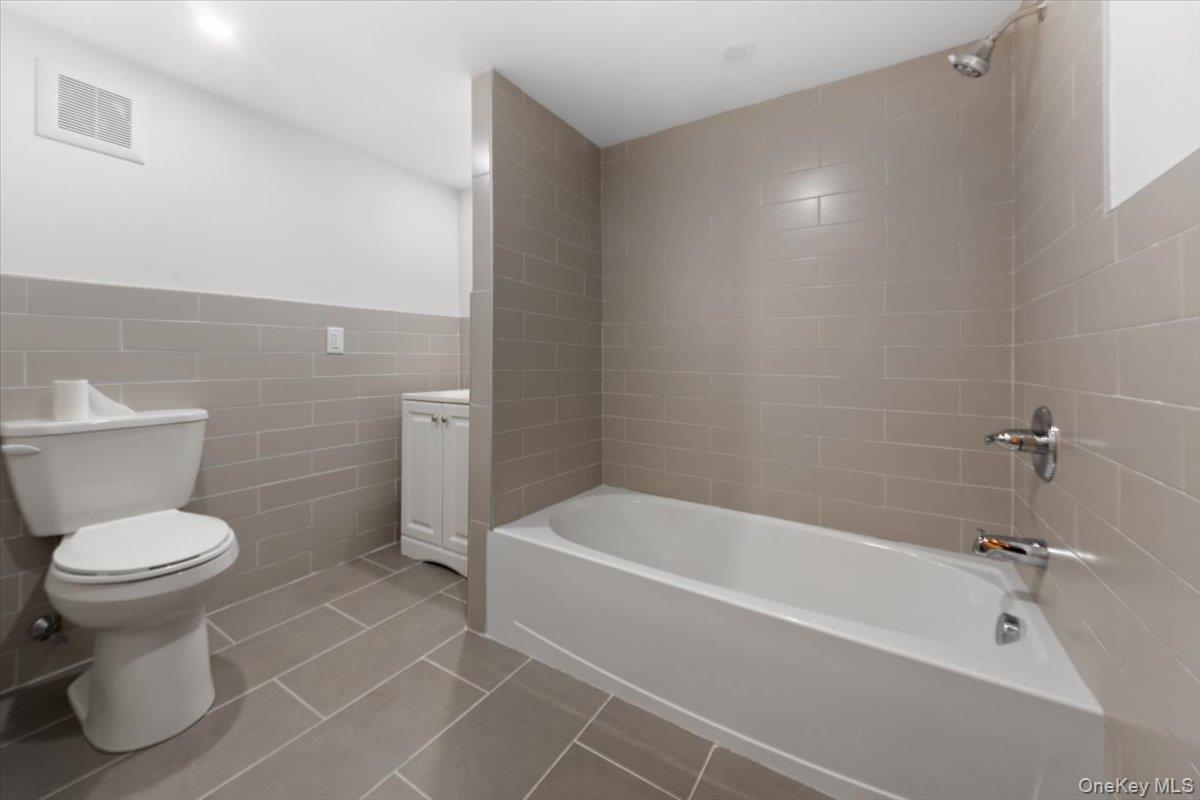 5824 Fieldston Road – For Sale photo 24