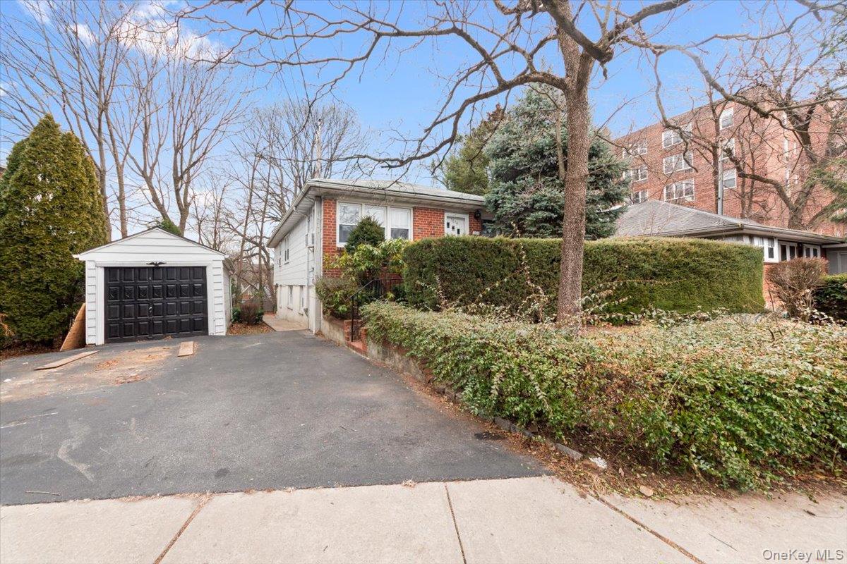 5824 Fieldston Road – For Sale photo 4