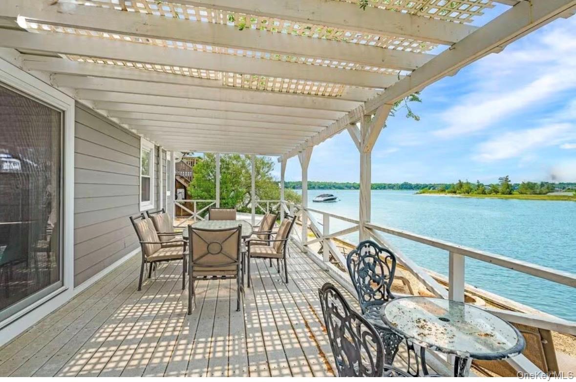 286 Towd Point Road – For Rent photo 3