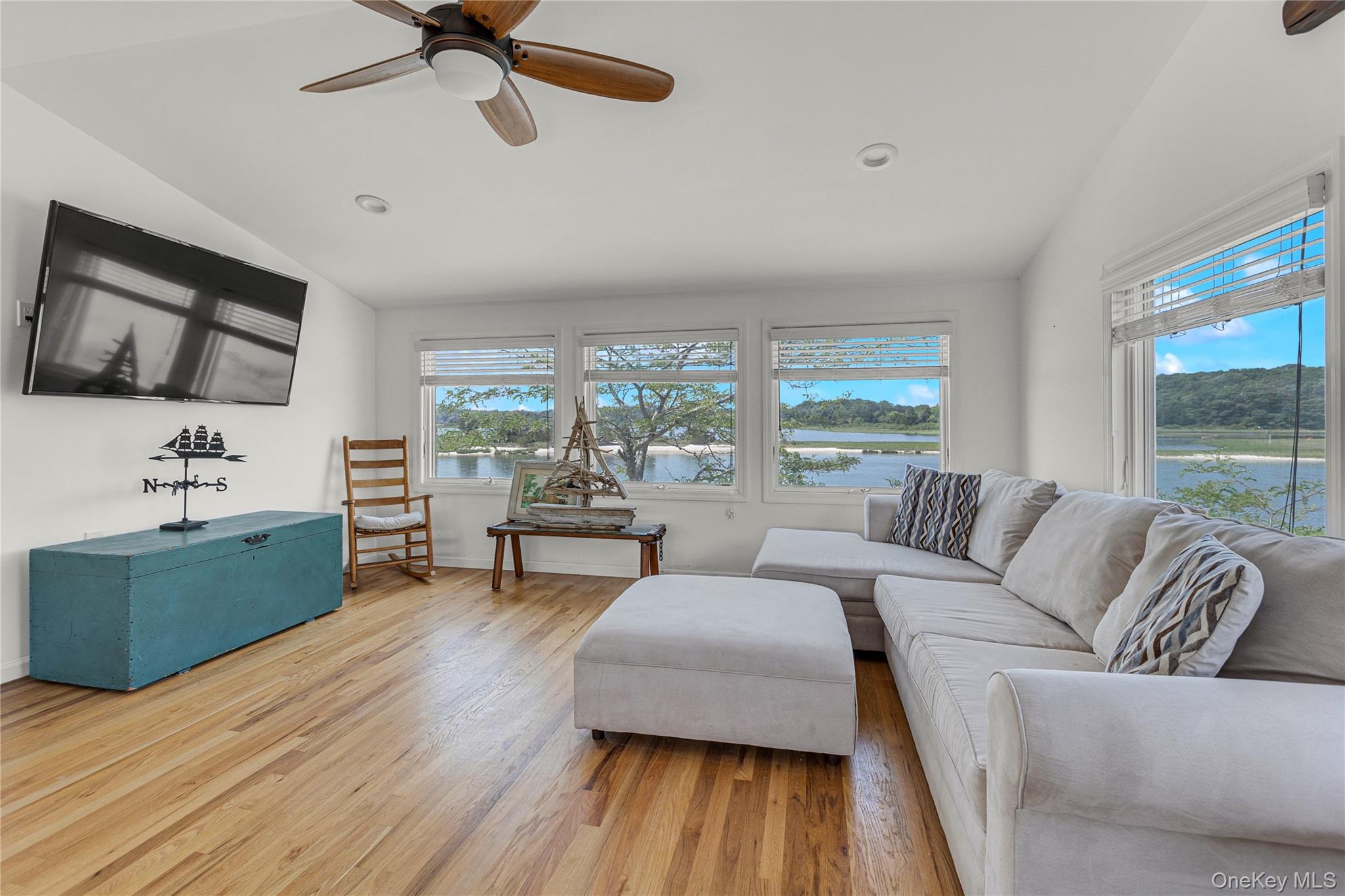 286 Towd Point Road – For Rent photo 11