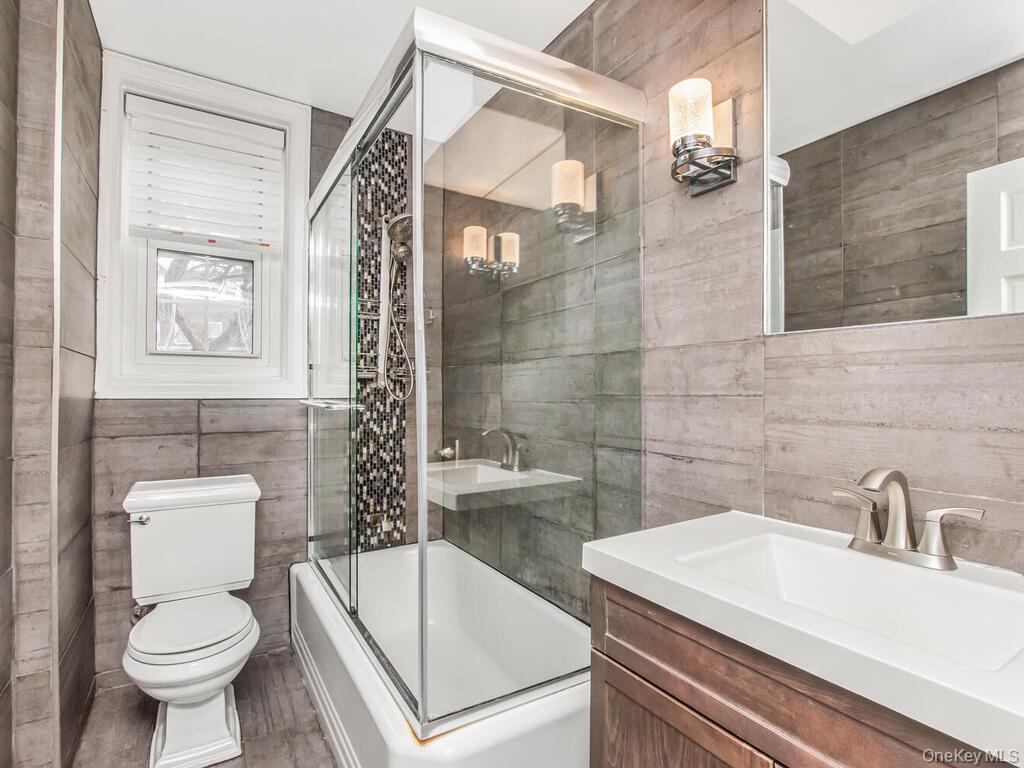 1332 Midland Avenue, Unit 3F photo 15