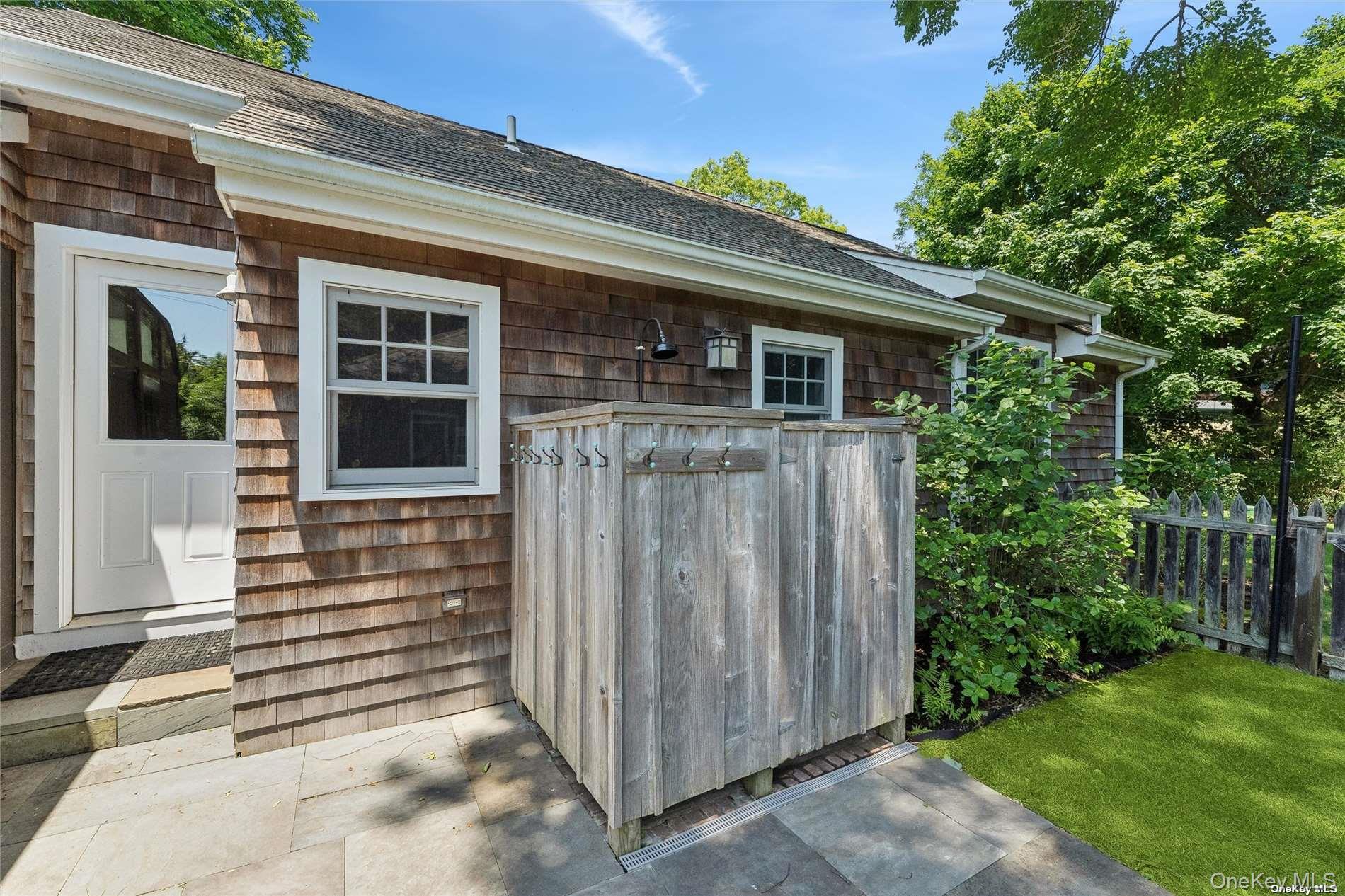 695 Main Street – For Rent photo 22