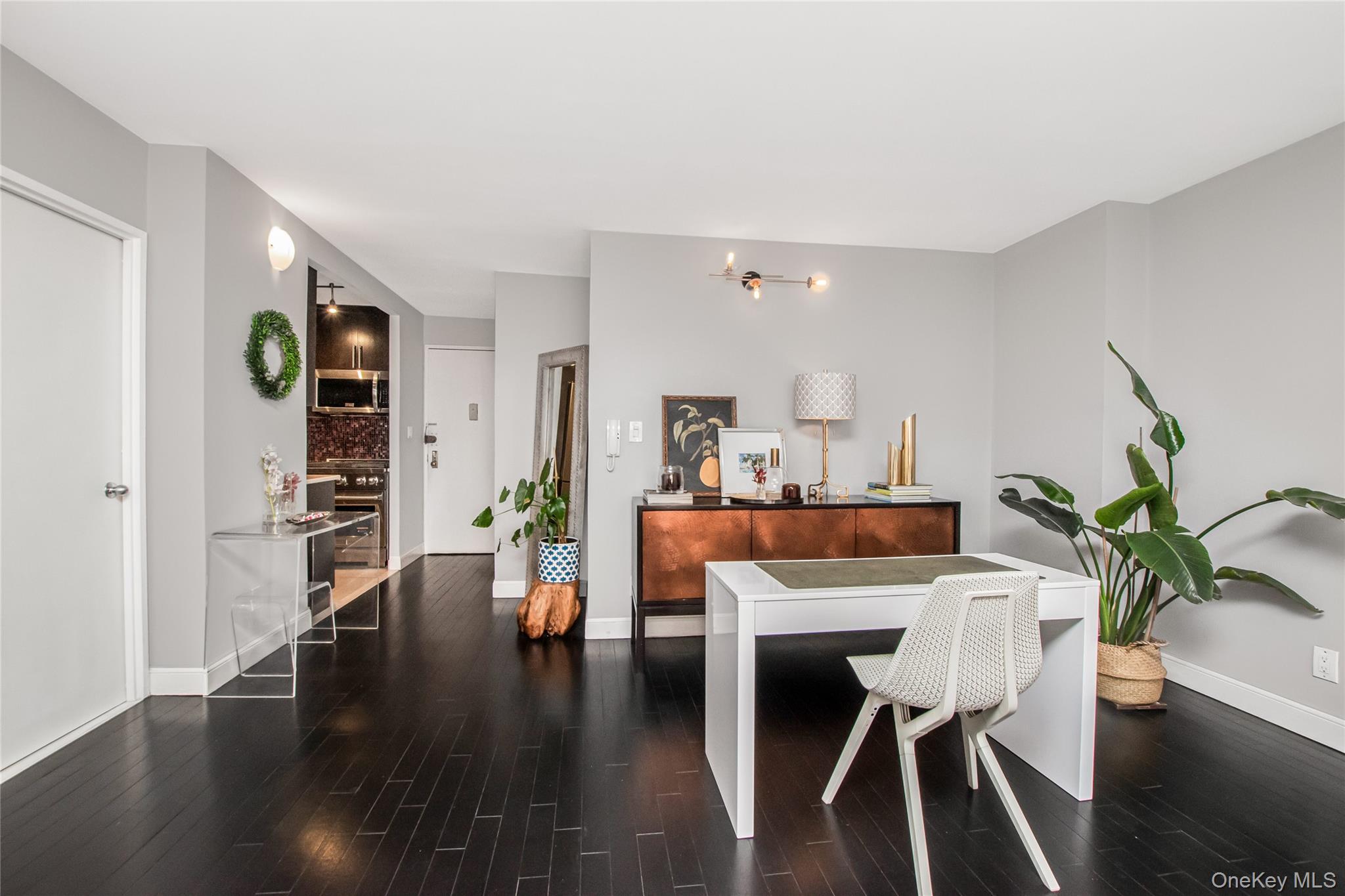 2287 Johnson Avenue, Unit 10C