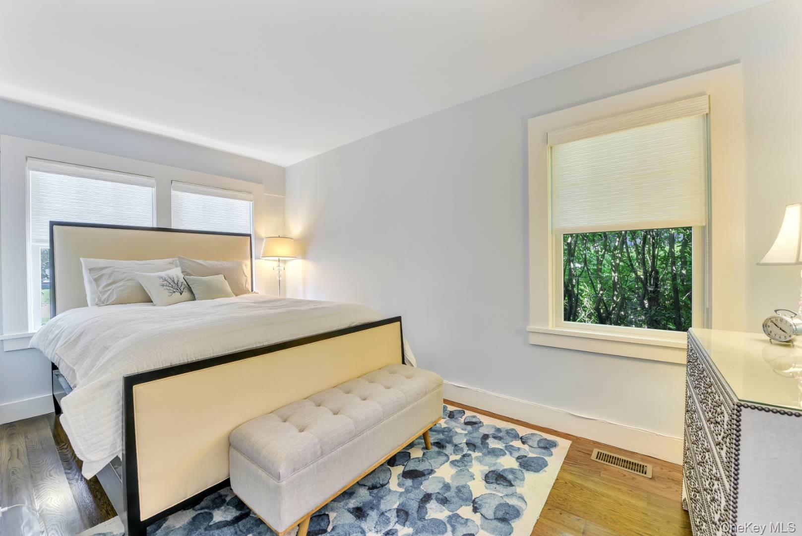 10 Henry Street – For Rent photo 11