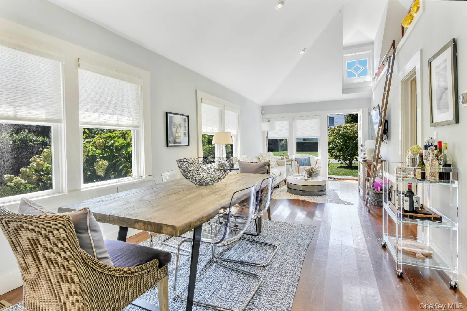10 Henry Street – For Rent photo 3