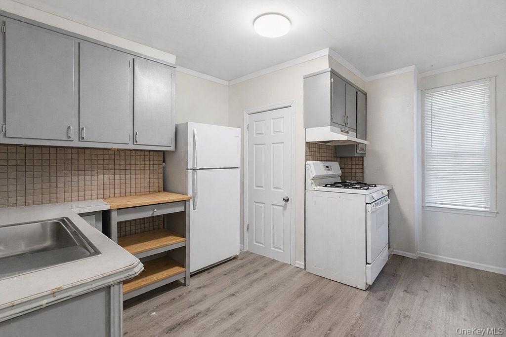 87-03 95th Avenue – For Sale photo 3