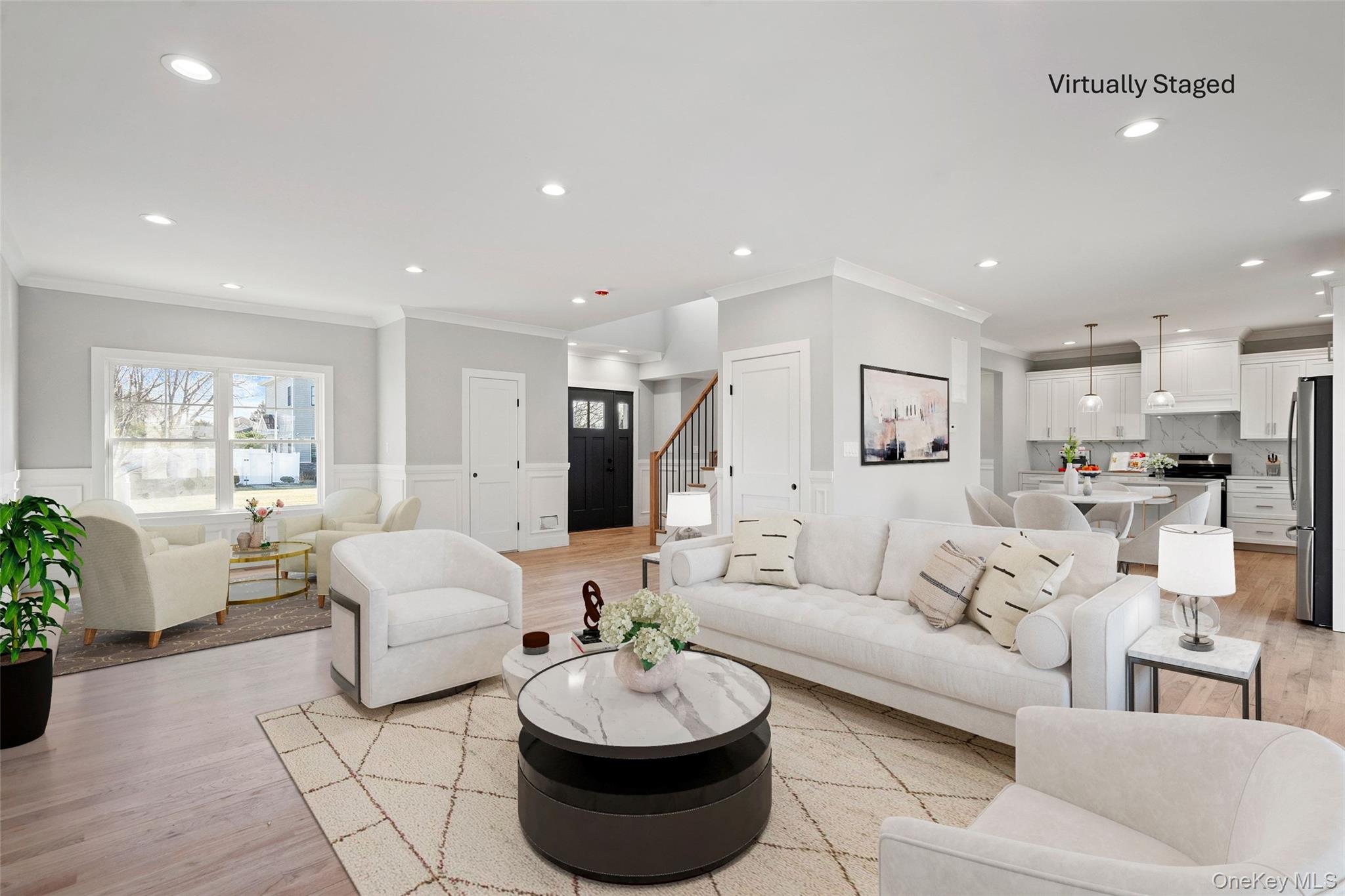 8 Violet Avenue – For Sale photo 2