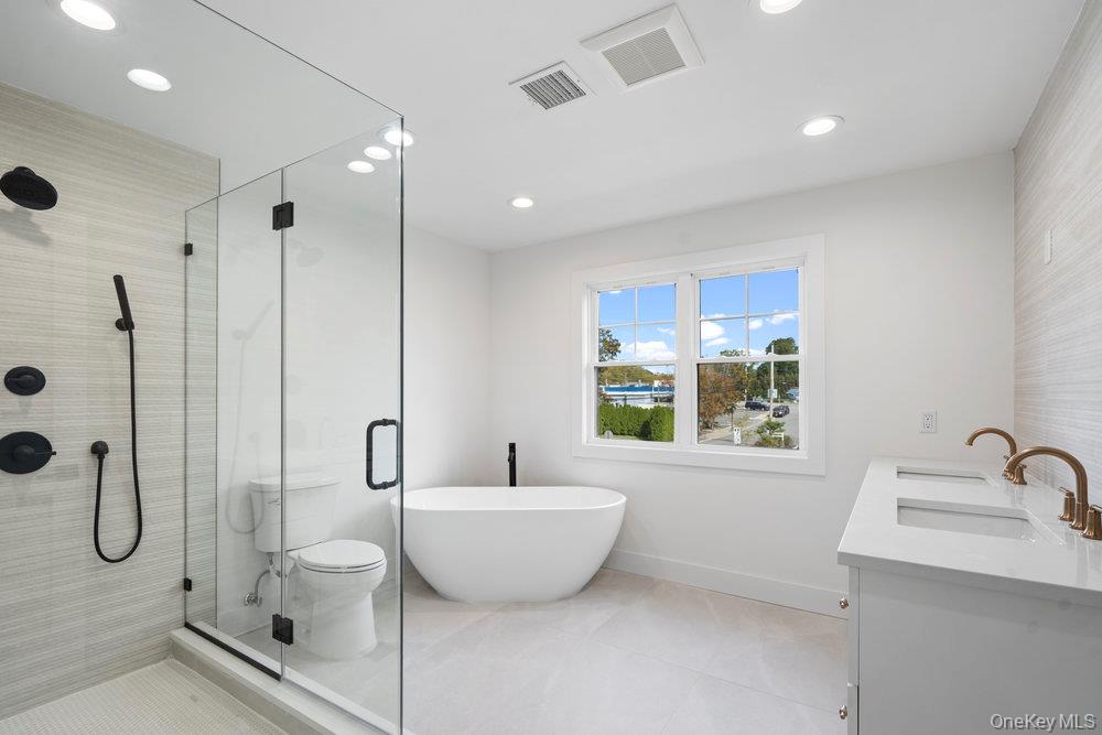 45 Bond Lane – For Sale photo 8