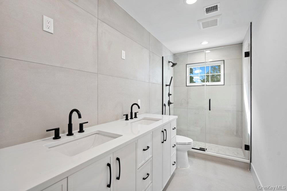 45 Bond Lane – For Sale photo 9