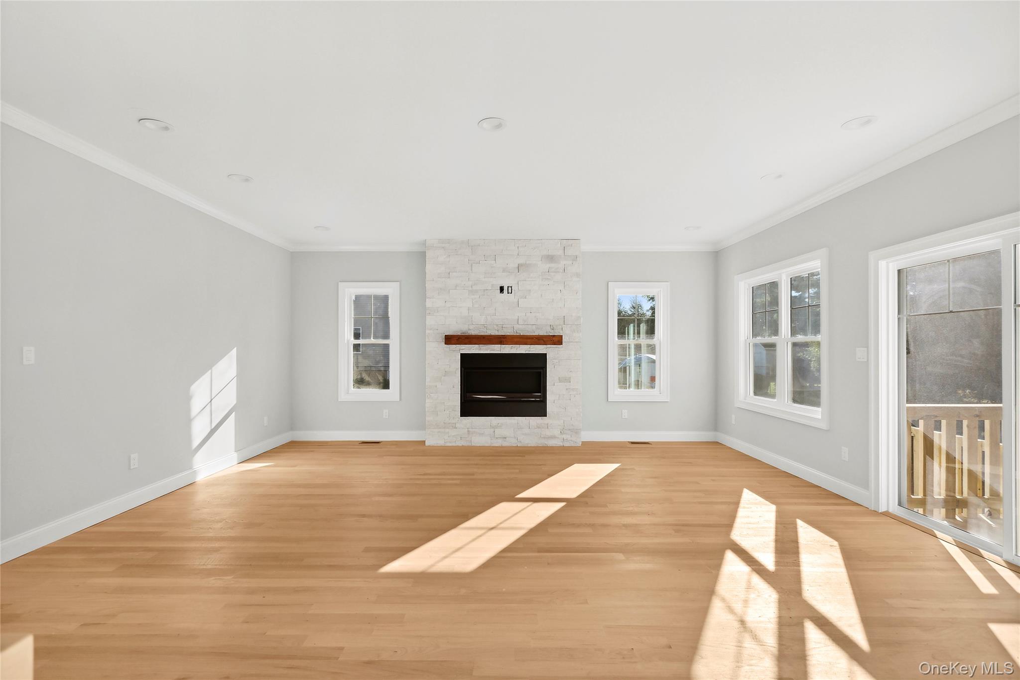 45 Bond Lane – For Sale photo 4