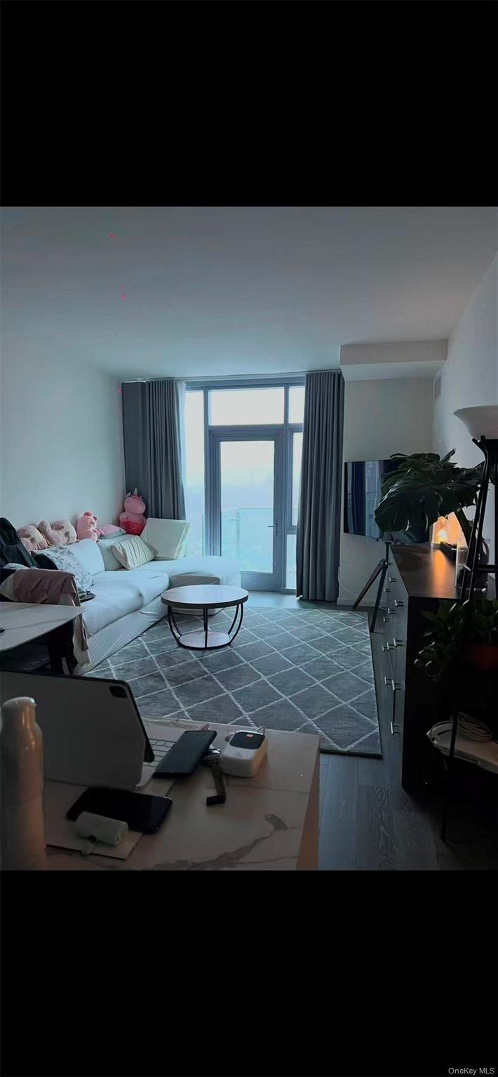 13336 37th Avenue, Unit 6F photo 7