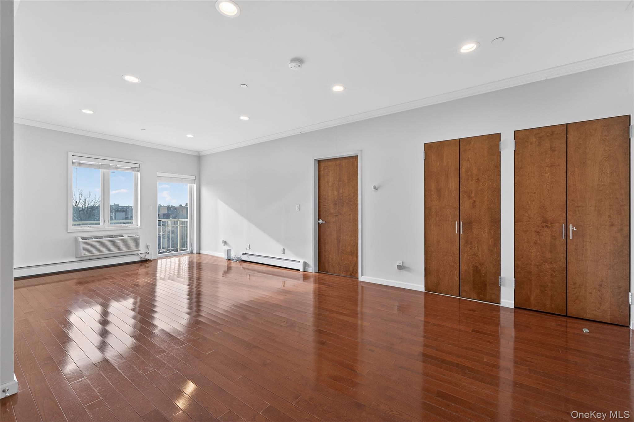 149-06 Northern Boulevard, Unit 501 photo 4